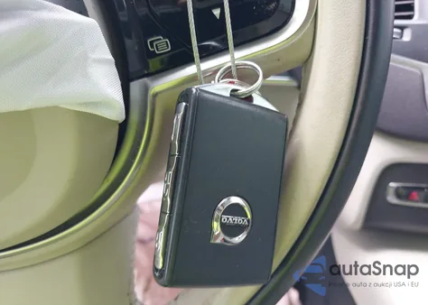 2020 Volvo Xc90 T5 Momentum 7 Passenger from USA, damaged, VIN YV4102PK2L1565868